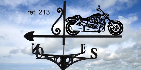 213-Harleyvrod-girouette-ferettraditions Girouette motif Harley V-Rod 
