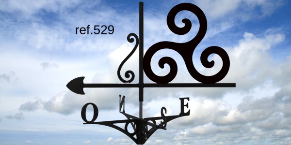 ref-G529 Girouette motif Triskel  